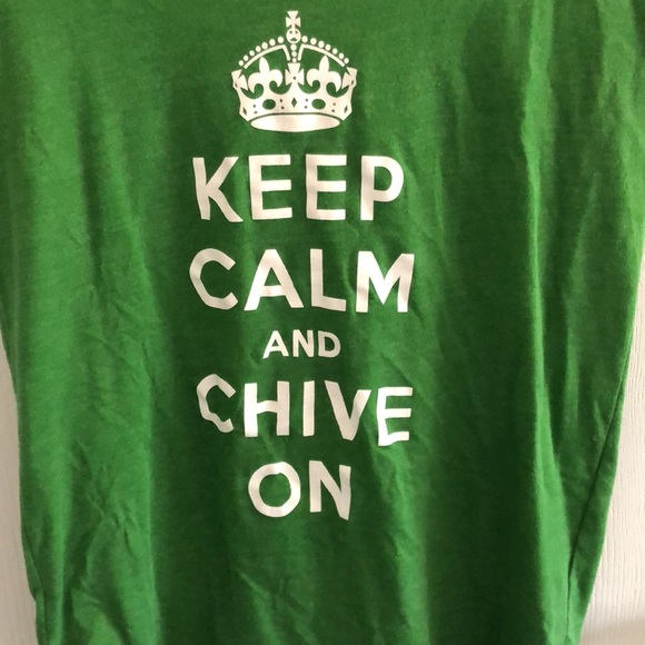 KCCO Chive Tees keep calm & chive on - Picture 4 of 4